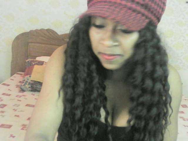 Live sex webcam photo for yrinah #268862517