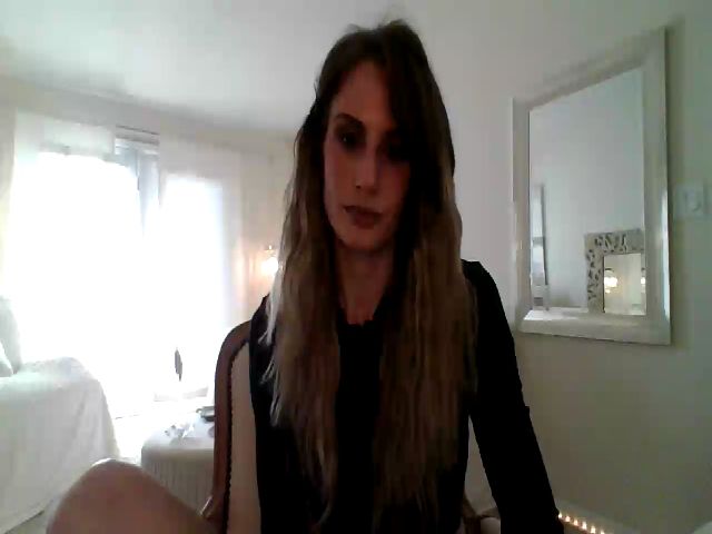 Live sex webcam photo for dancingrene_ #268865235