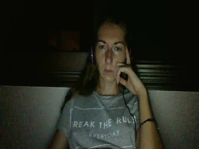 Live sex webcam photo for CheelyWilly #268864411