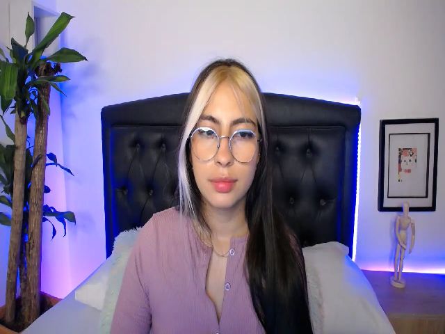 Live sex webcam photo for Mairerf #268863637