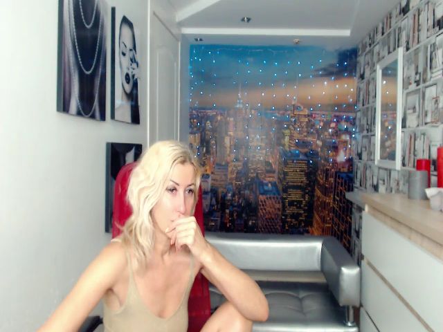 Live sex webcam photo for Lovely_della #268860418