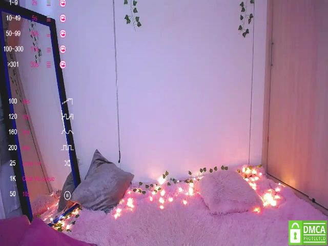 Live sex webcam photo for Aria_brown_ #268863002