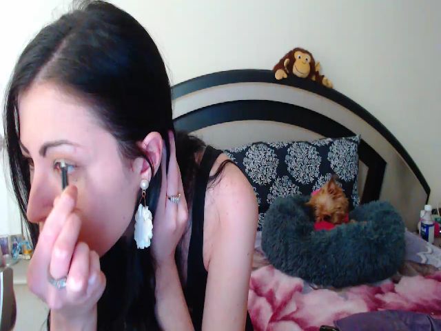 Live sex webcam photo for lyllla #268865914