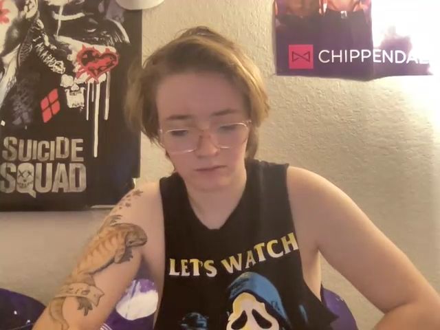 Live sex webcam photo for CandyBurger #268863719