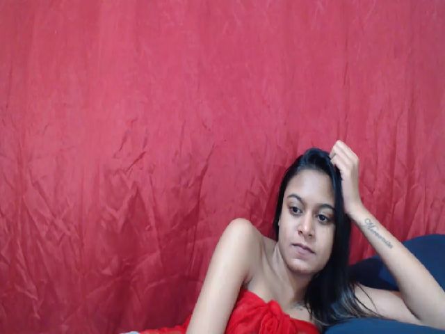Live sex webcam photo for Indianclassy #268847155