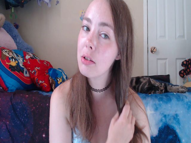 Live sex webcam photo for LilEmmy1999 #268864679