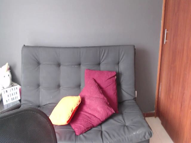 Live sex webcam photo for Latin__curly #268862524