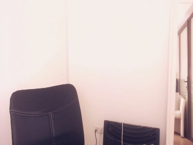 Live sex webcam photo for wetkittycum #268863259