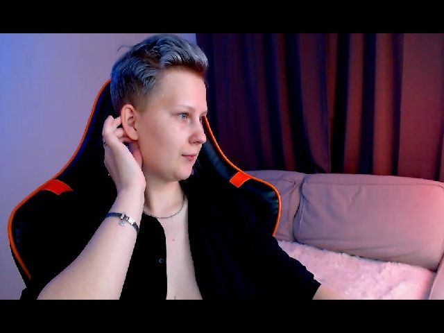 Live sex webcam photo for Oh_daisy #268865193