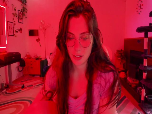 Live sex webcam photo for HempleyJones #268865881
