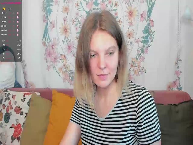 Live sex webcam photo for LiliaMorris #268858764