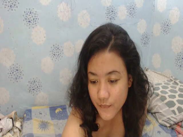 Live sex webcam photo for UrCummer69 #268847789