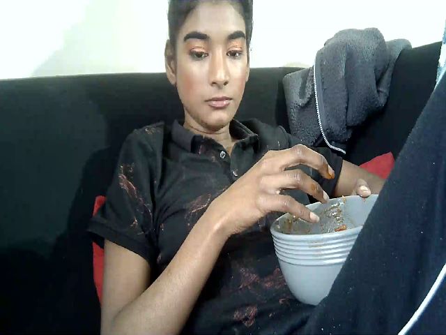 Live sex webcam photo for dirtyrissa69 #268855236