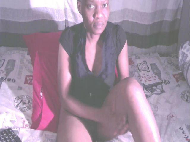 Live sex webcam photo for Sexybooty85 #268857941
