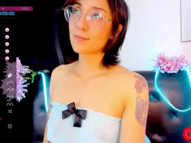 Live sex webcam photo for liudvikatse #268856645