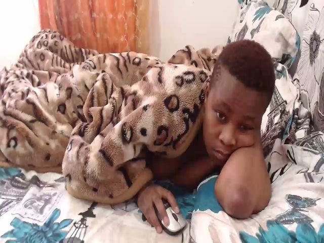 Live sex webcam photo for petitebabexx #268855041