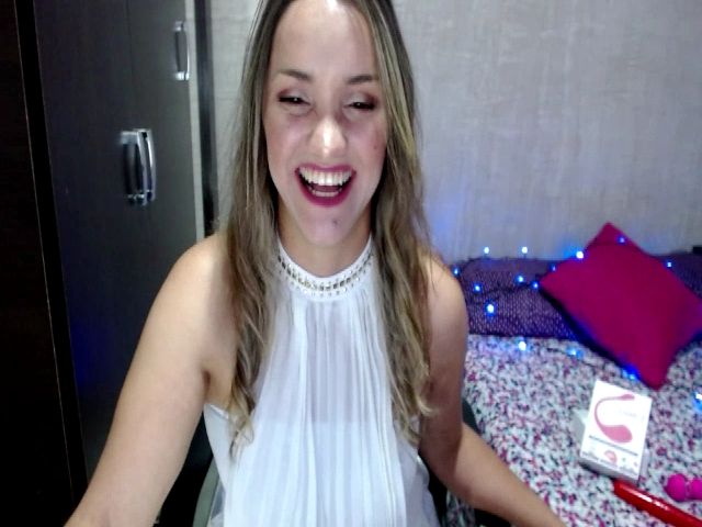 Live sex webcam photo for Angel_star26 #268846902