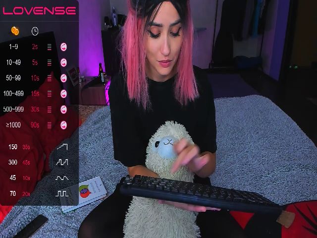 Live sex webcam photo for Ella_Taylor_ #268863468