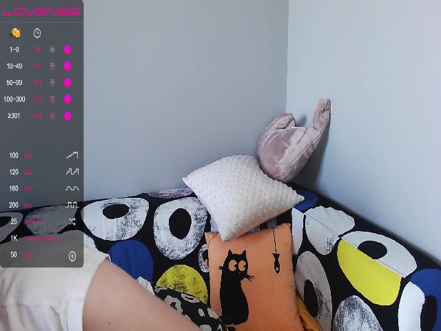 Live sex webcam photo for Elise_sweet #268848405