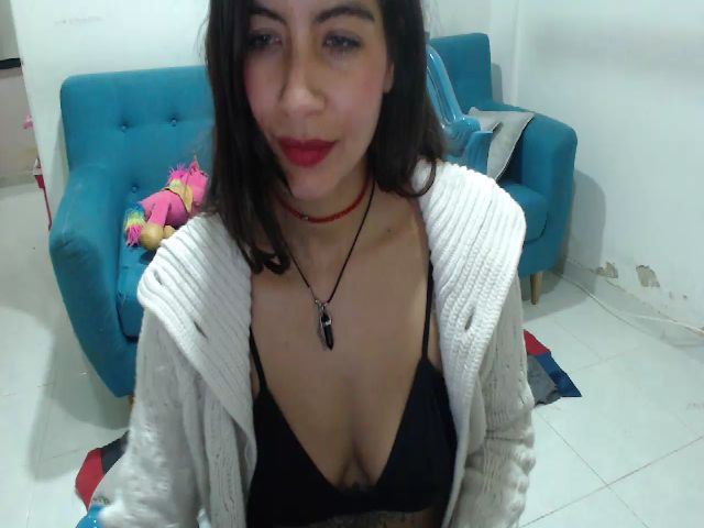 Live sex webcam photo for BLUE_DIAMOND3 #268847279