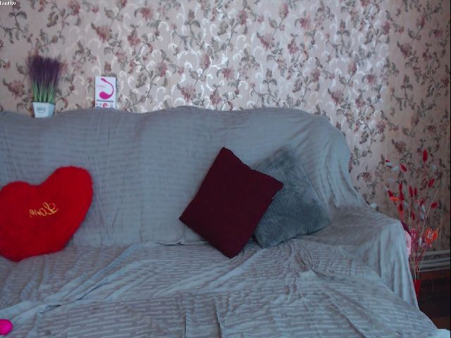 Live sex webcam photo for OliviaReevse #268854866