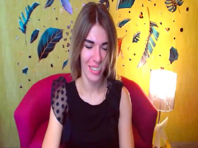 Live sex webcam photo for Sendy_White #268854998