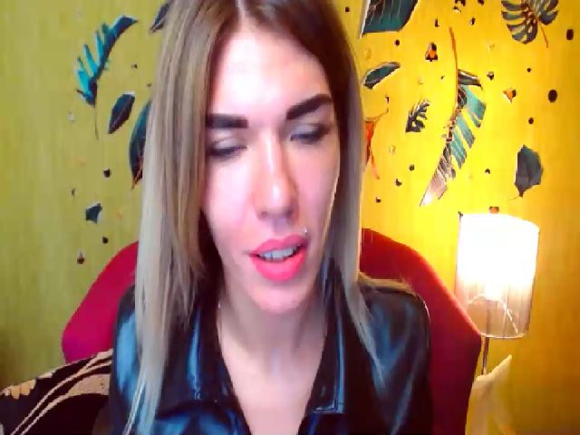 Live sex webcam photo for Sendy_White #268857327