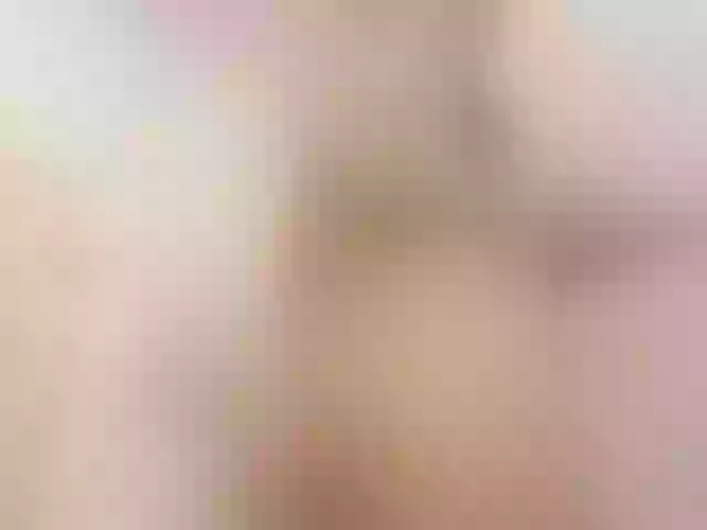 Live sex webcam photo for Mia-Spencer #268844571