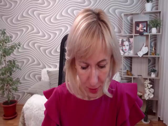 Live sex webcam photo for SvenIsolde #268862776