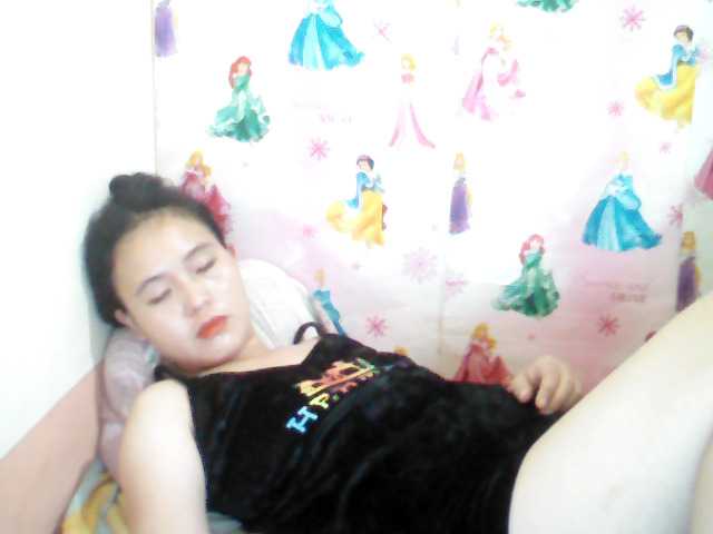 Live sex webcam photo for xxhOneyBabe1 #268861911