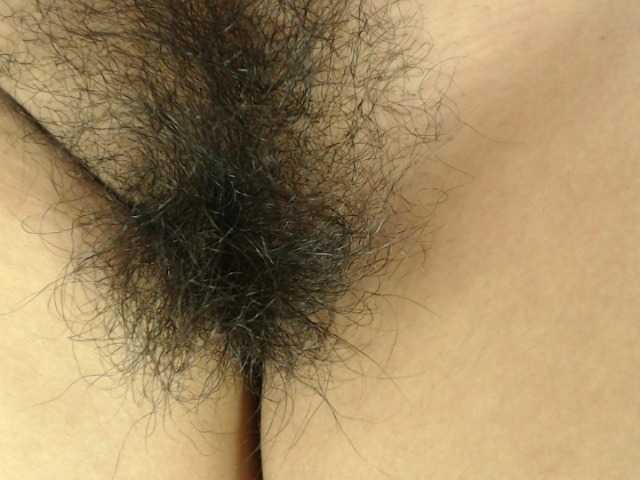 Live sex webcam photo for SweetBarbie #268880684