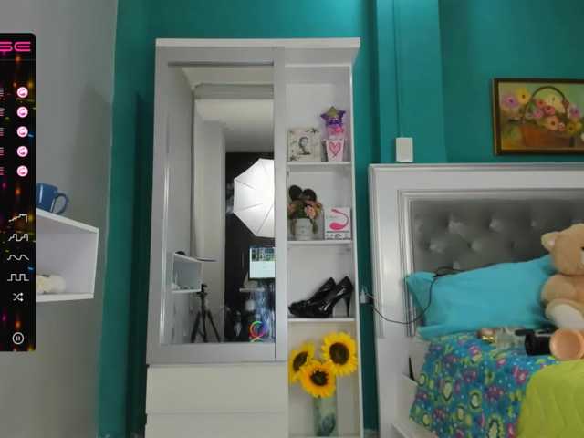 Live sex webcam photo for sharonDulce #268871891