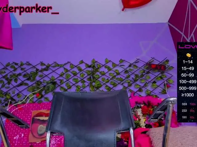 Live sex webcam photo for RyderParker #268866958