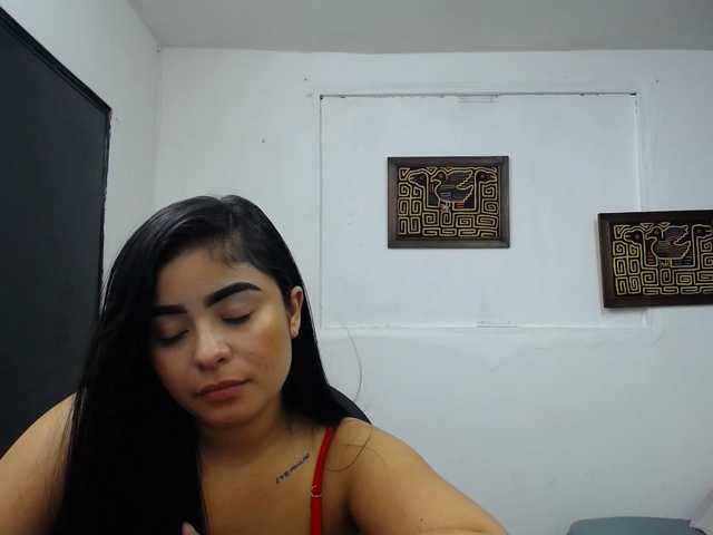 Live sex webcam photo for Hanna-Koch #268872691