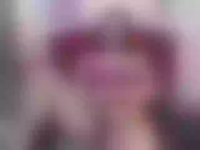 Live sex webcam photo for RoussMeyers #268872355