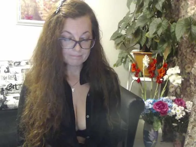 Live sex webcam photo for HelenBerg #268866787