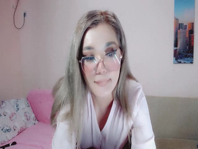Live sex webcam photo for Ellaquality #268874061