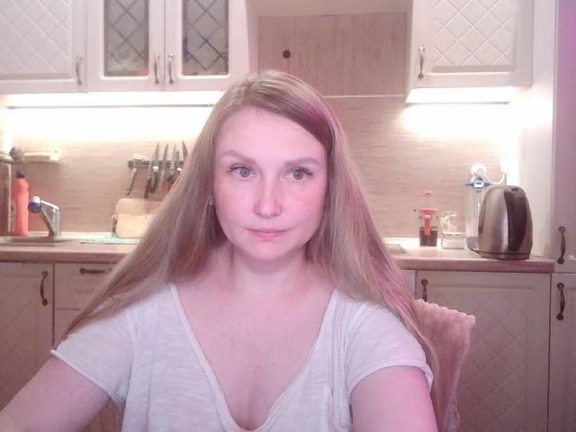 Live sex webcam photo for JaneGrey111 #268868502