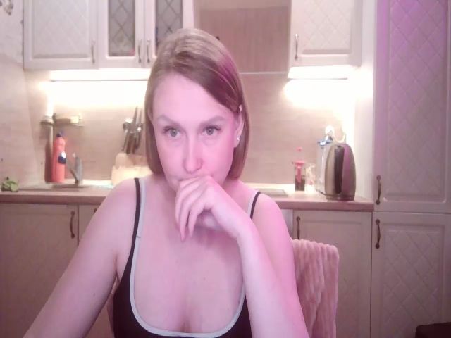 Live sex webcam photo for JaneGrey111 #268879598