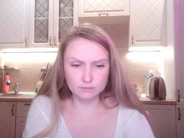 Live sex webcam photo for JaneGrey111 #268883548