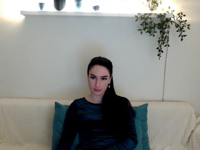 Live sex webcam photo for Lilly_Shine #268870946