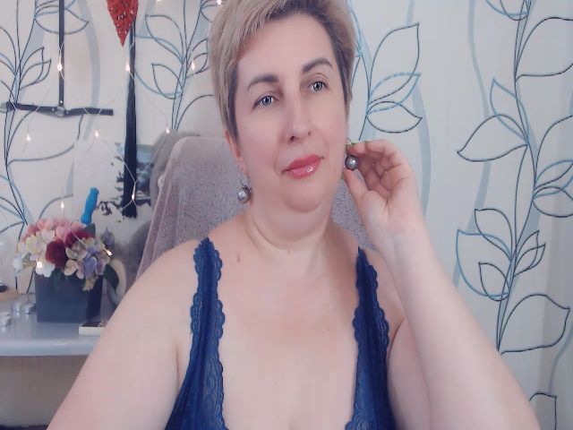Live sex webcam photo for DepravedMadam #268874979