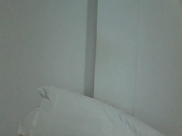 Live sex webcam photo for SweetLola01 #268868497