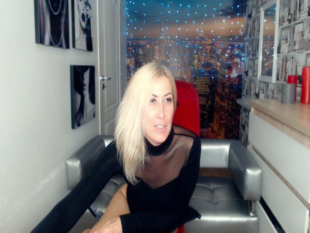 Live sex webcam photo for Lovely_della #268882669