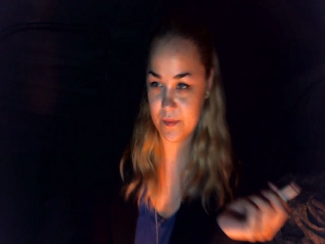 Live sex webcam photo for LilyWhite710 #268868515