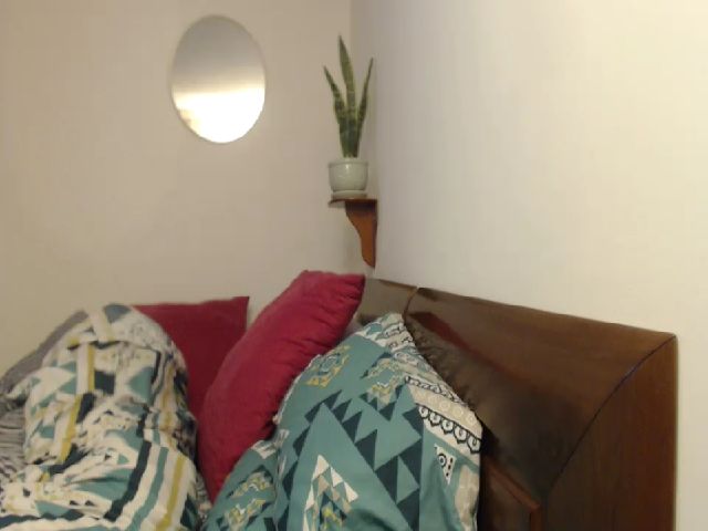 Live sex webcam photo for isabellazee2 #268869610