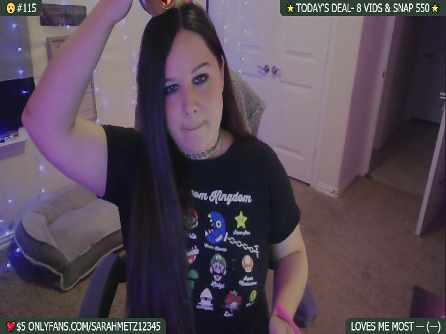 Live sex webcam photo for SassySarah94 #268869012