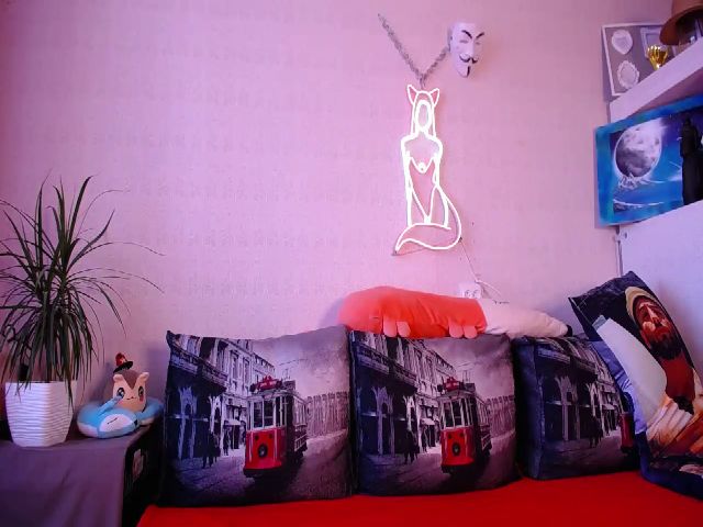 Live sex webcam photo for Your_Red_Foxy #268874071