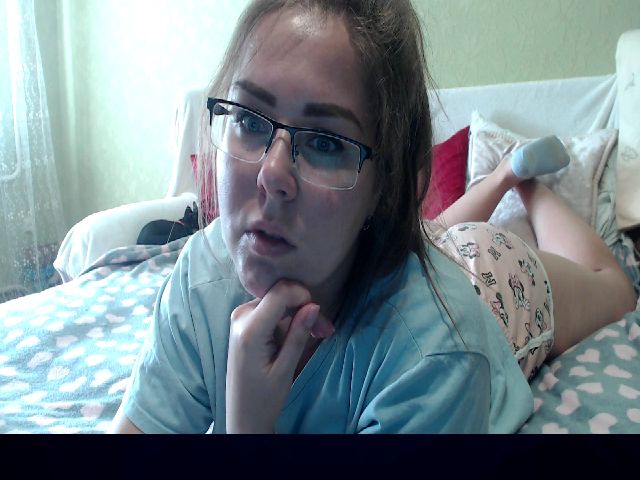 Live sex webcam photo for Scarlet_Johan #268875551