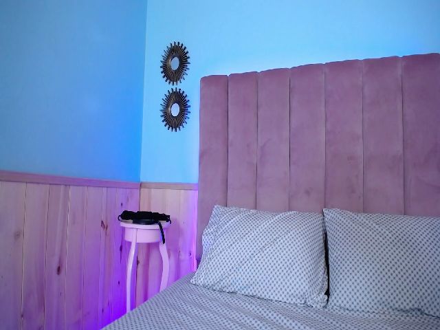 Live sex webcam photo for HardorDie #268877073